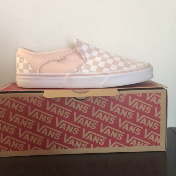 light pink checkerboard vans